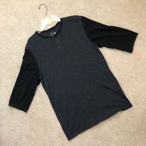 On The Byas Black/Charcoal Grey Baseball Tee